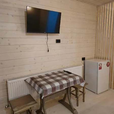 Садиба У Курила З Сауною Та Чаном На Дровах Shepot Exterior photo